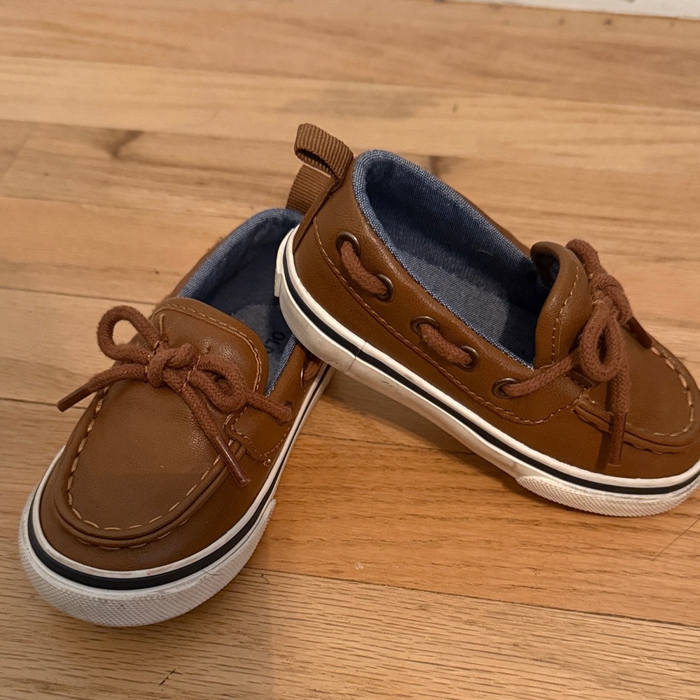 Old Navy Tan Kids Moccasins